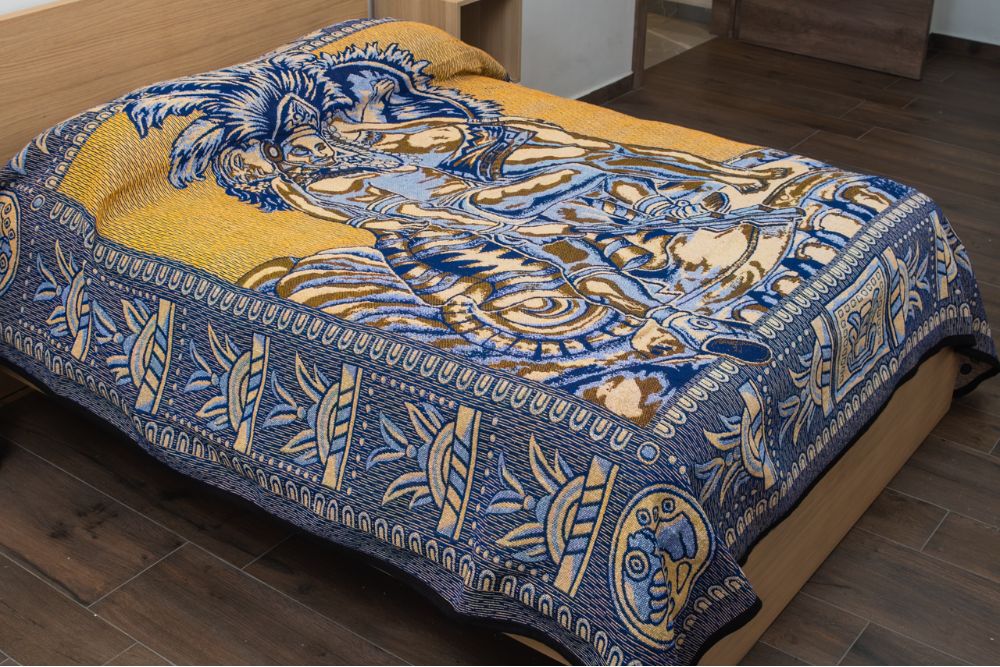 Colcha Polar Azteca Mujer Dormida