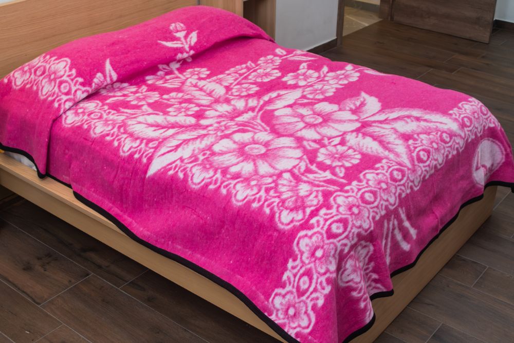 Cobertor Regenerado Sobrecamero Floral